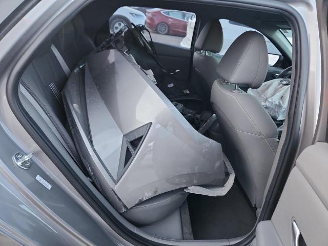 Hyundai ELANTRA Sel Image 9