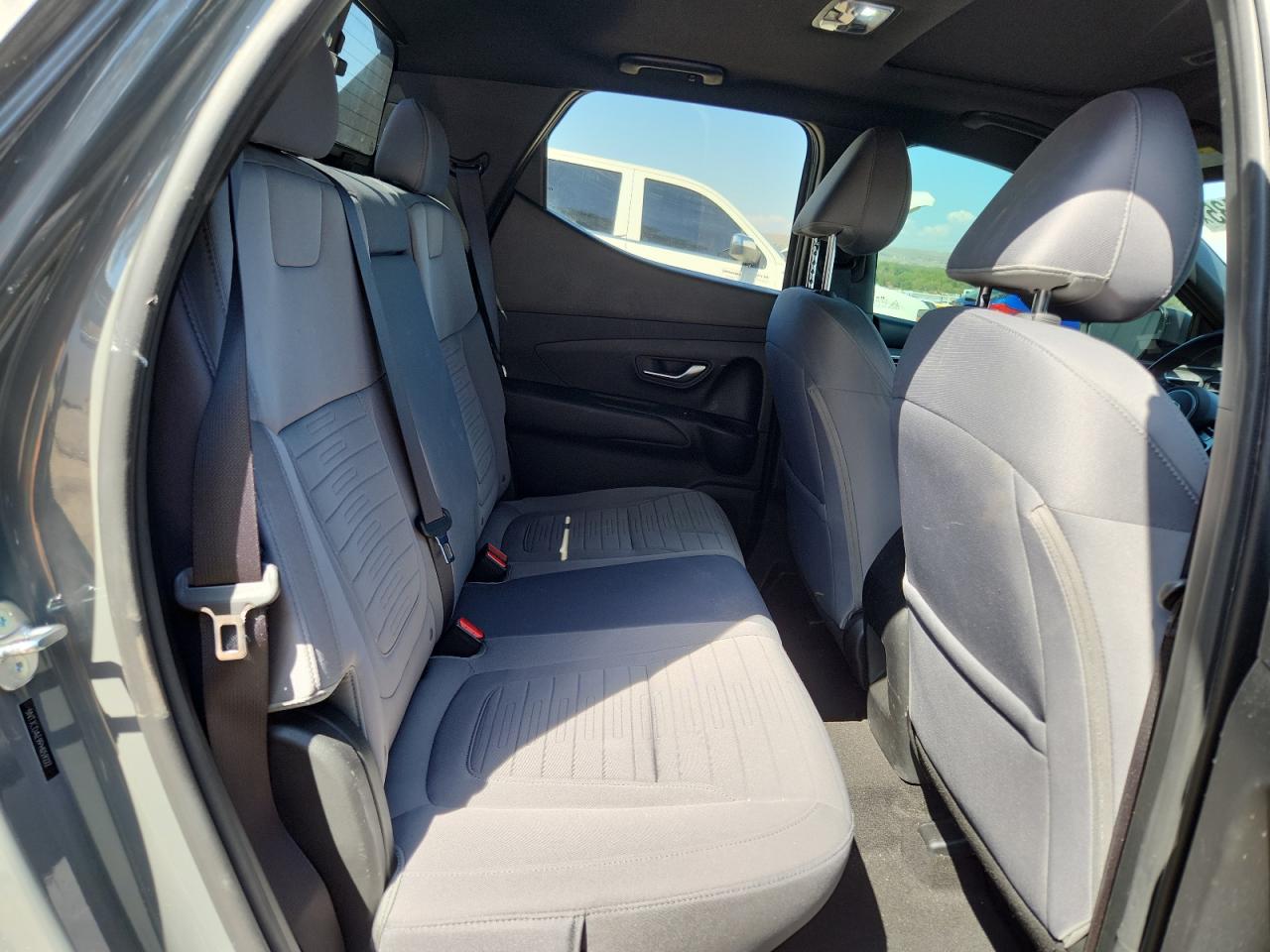 Hyundai SANTA CRUZ Sel Image 2