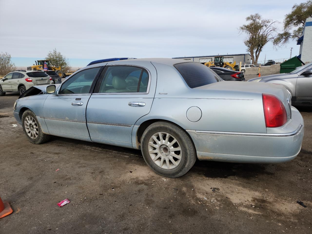 Lincoln Towncar Signature Image 2