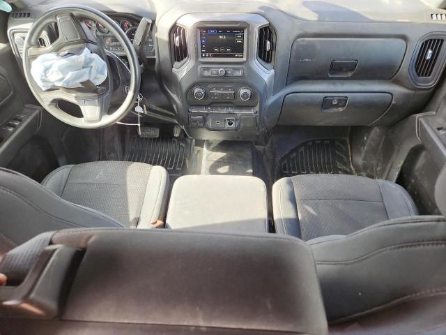 Chevrolet Silverado K1500 Image 5