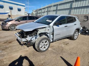  Salvage Jeep Compass