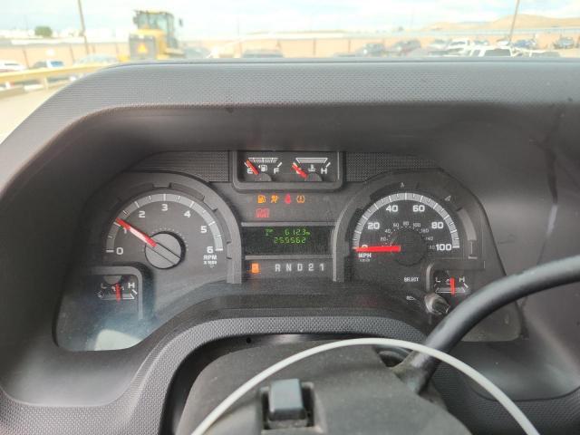 Ford Econoline E150 Van Image 5