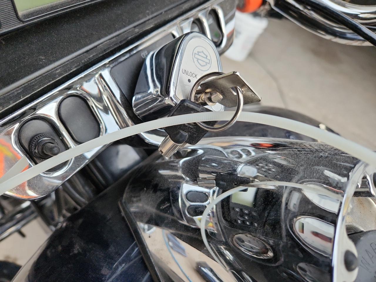 Harley-Davidson Fl Street Glide Image 6