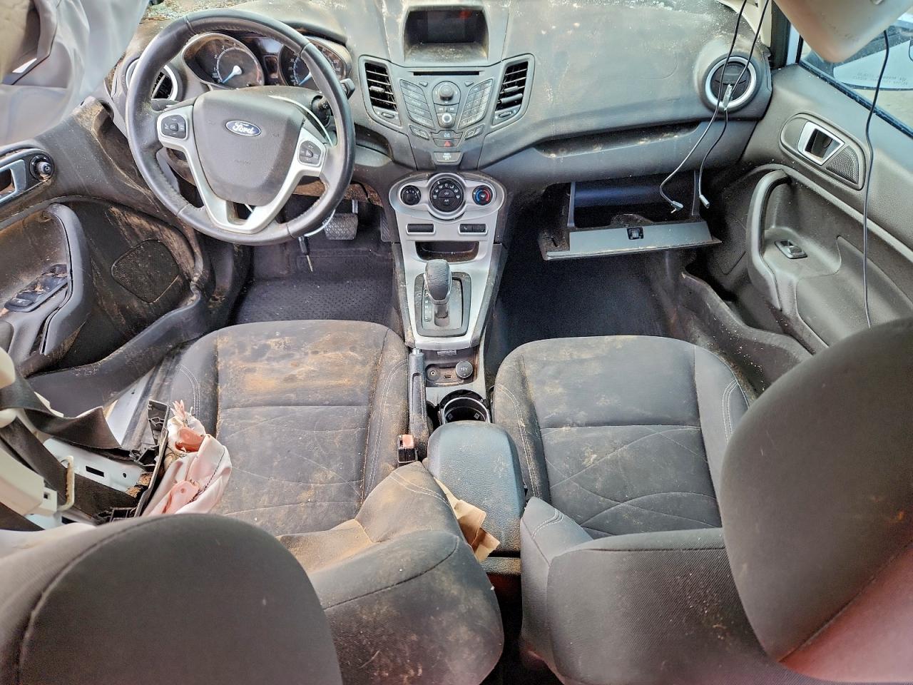 Ford Fiesta Se Image 9