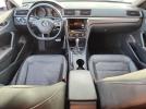 Volkswagen Passat S Image 9