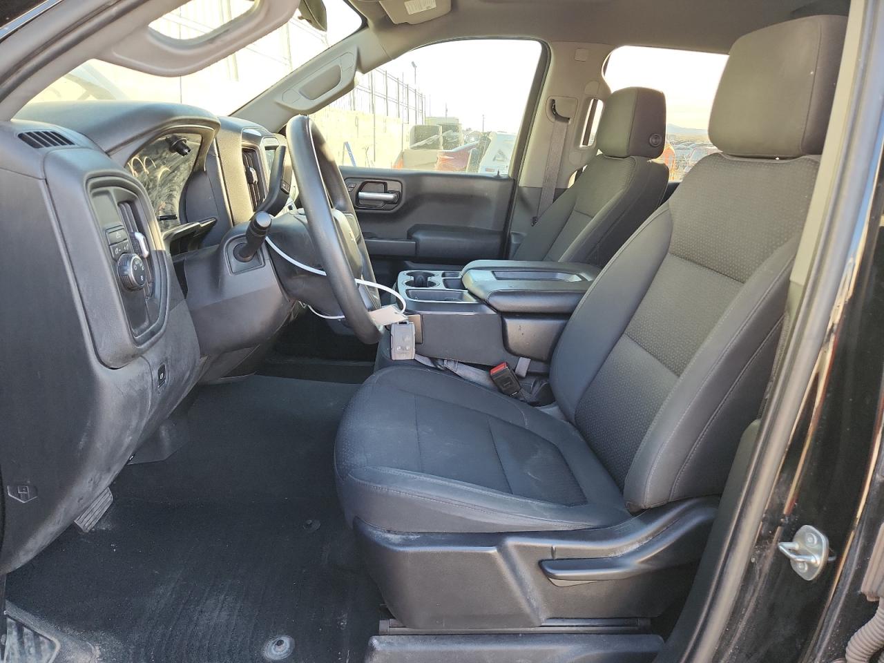 Chevrolet Silverado C1500 Custom Image 8