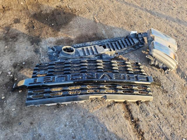 Chevrolet Silverado C1500 Custom Image 9