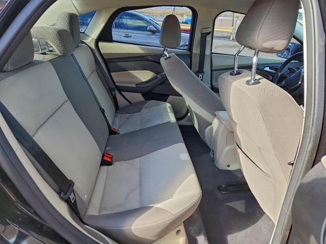 Ford Focus Se Image 12
