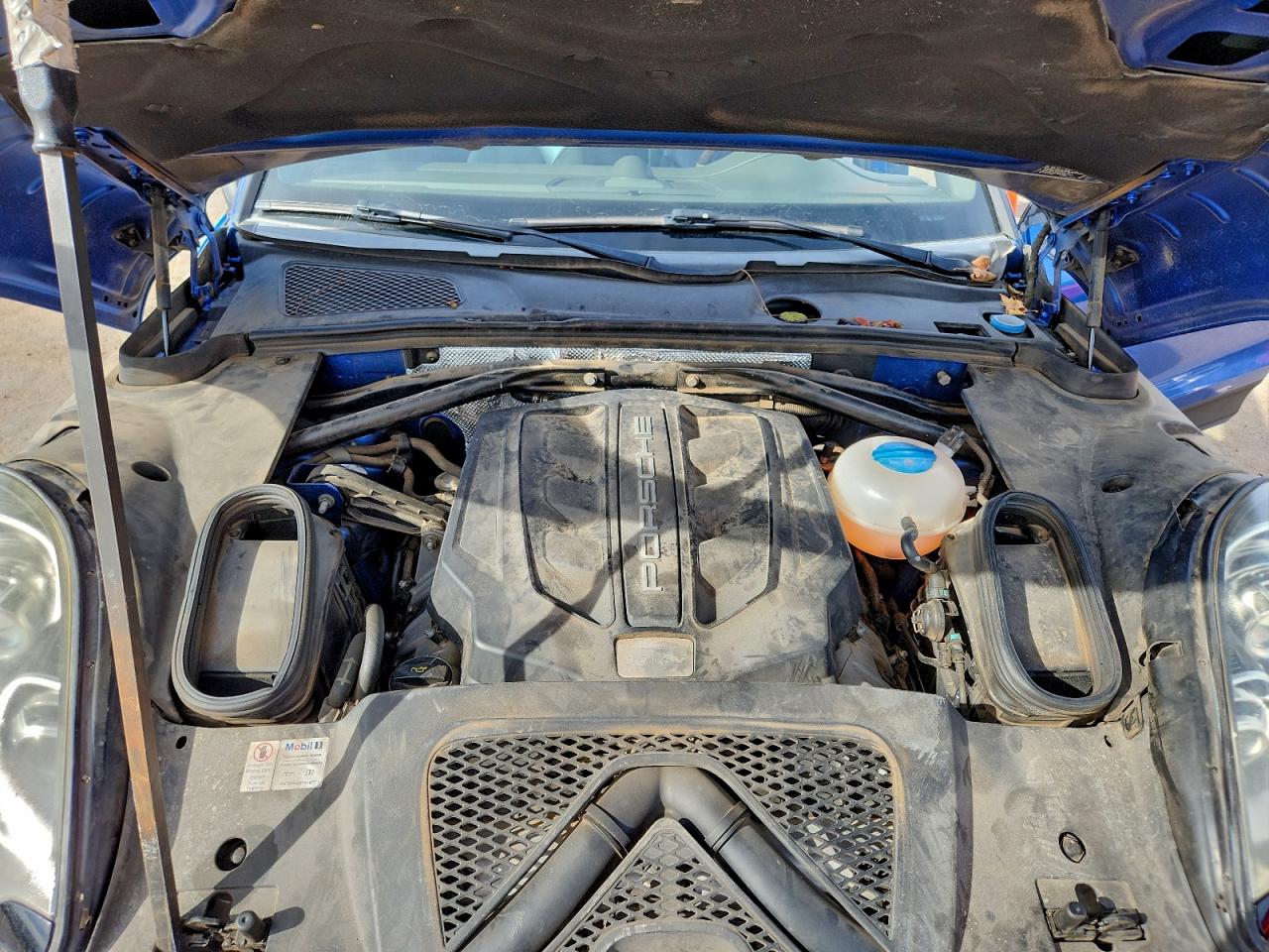 Porsche Macan S Image 13