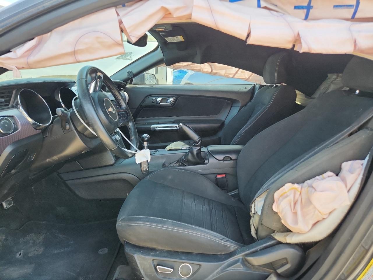 Ford Mustang Gt Image 7