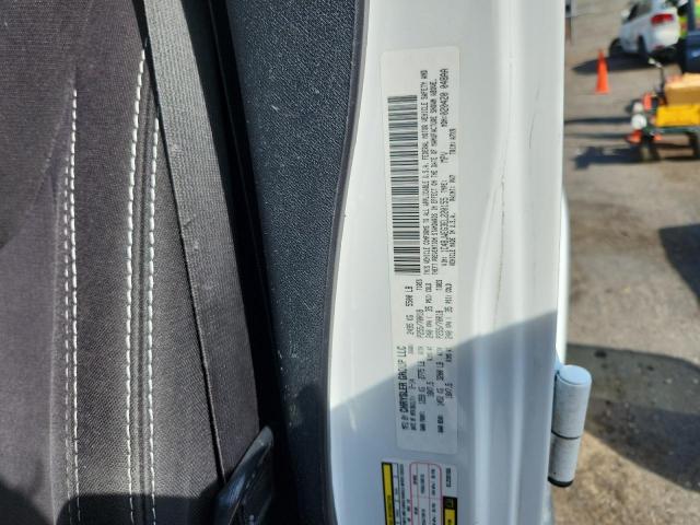 Jeep Wrangler Sahara Image 2