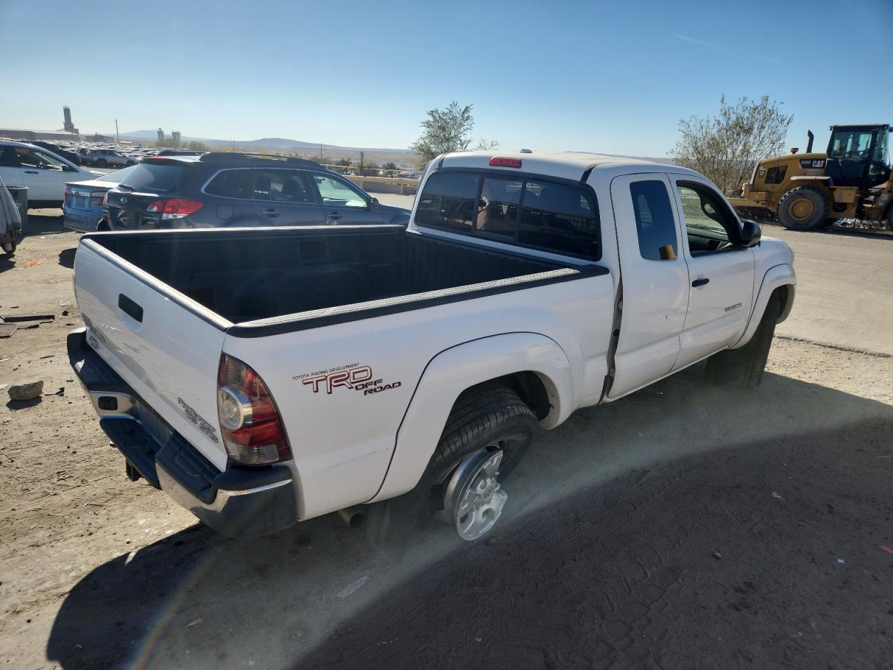 Toyota Tacoma Prerunner Access Cab Image 2
