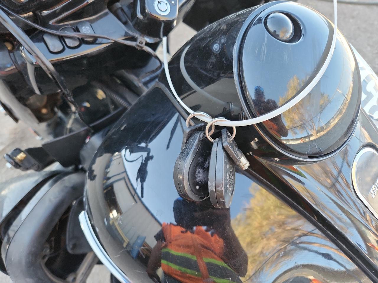 Harley-Davidson Fl Road Glide Special Image 8