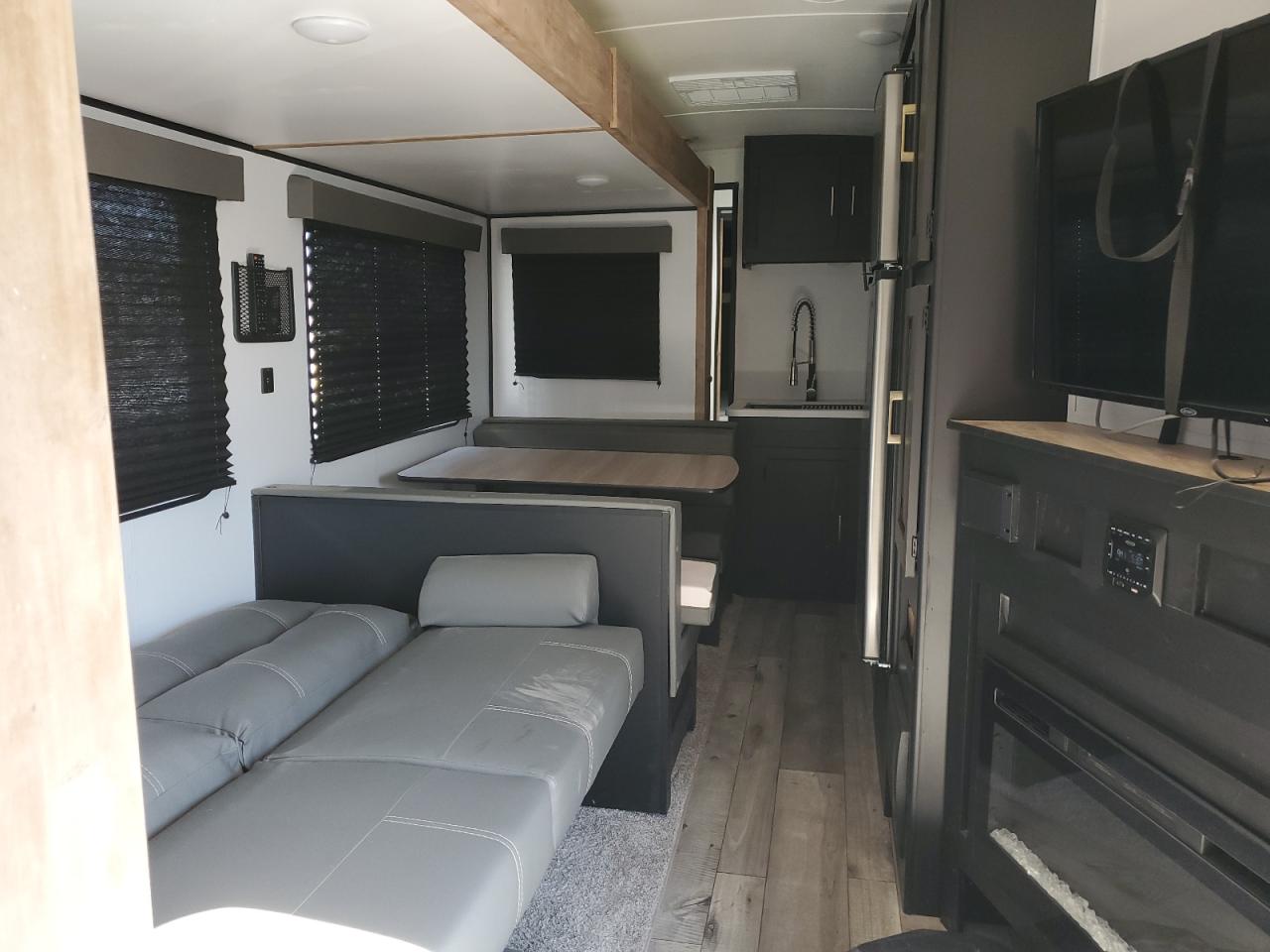 Keystone Trailer Image 7