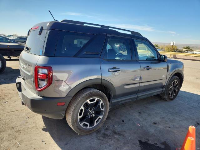 Ford Bronco Outer Banks Image 2