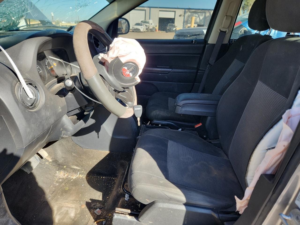 Jeep Compass Sport Image 8