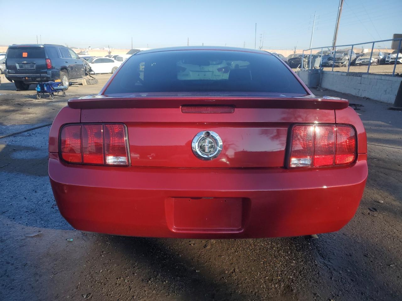 Ford Mustang Image 3