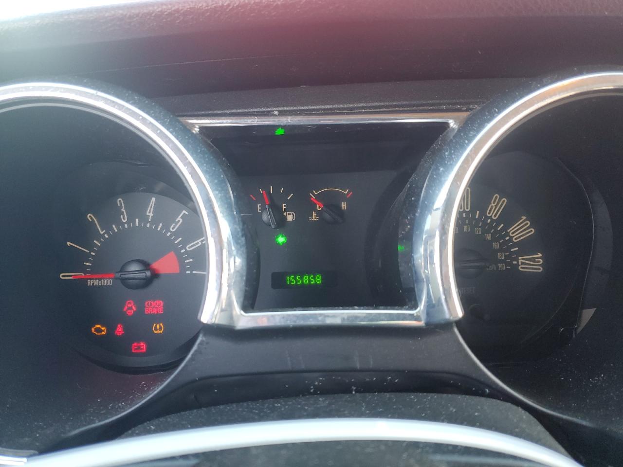 Ford Mustang Image 5