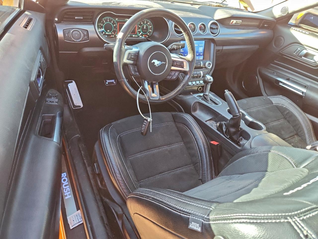 Ford Mustang Gt Image 4