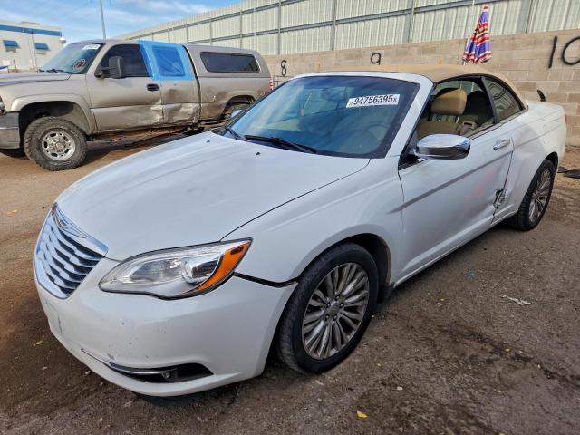  Salvage Chrysler 200