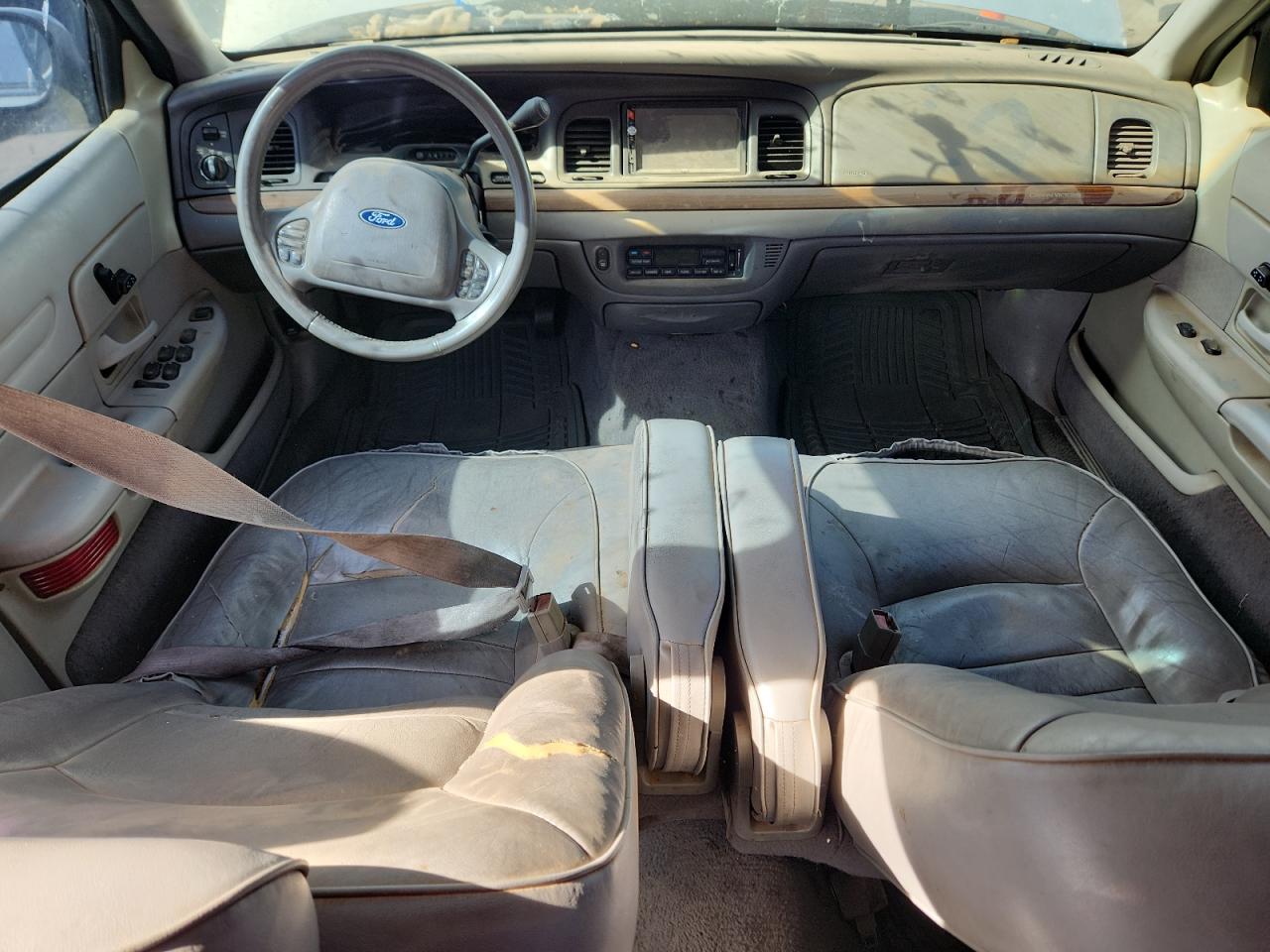 Ford Crown Vic Lx Image 6