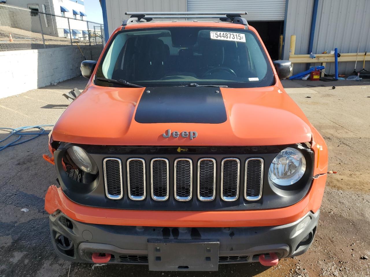 Jeep Renegade Trailhawk Image 10
