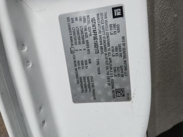 GMC Savana G2500 Image 12