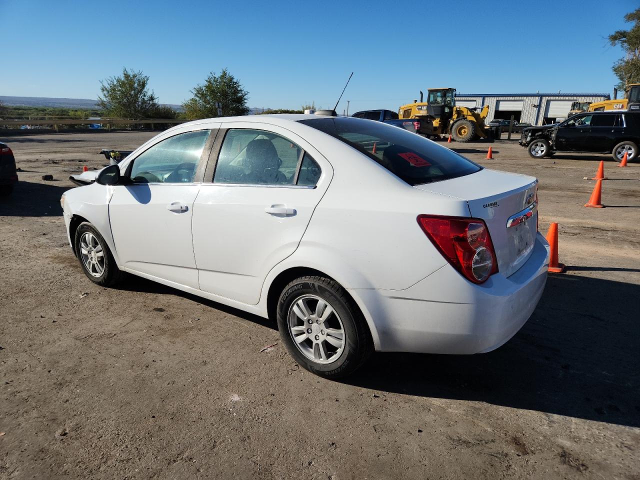 Chevrolet Sonic Lt Image 6