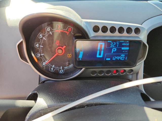 Chevrolet Sonic Lt Image 4