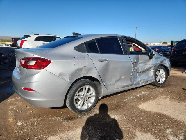 Chevrolet Cruze Ls Image 8