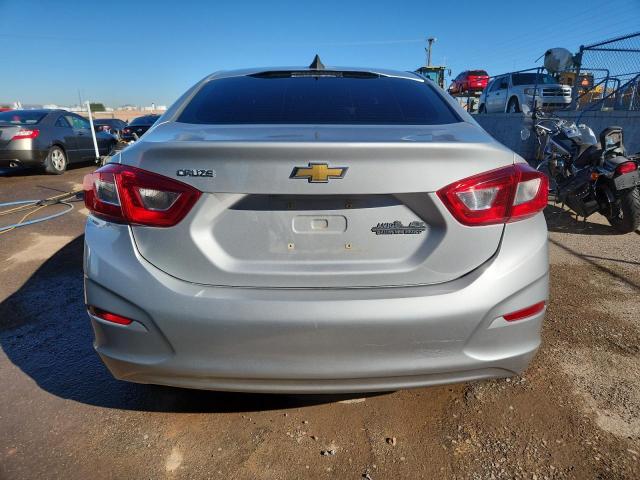 Chevrolet Cruze Ls Image 4