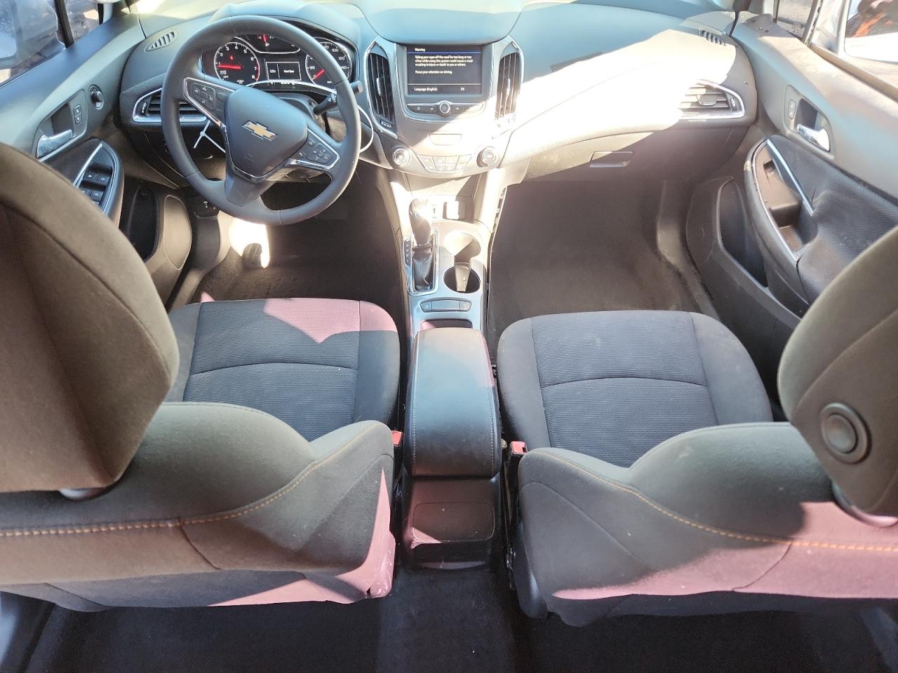 Chevrolet Cruze Ls Image 6