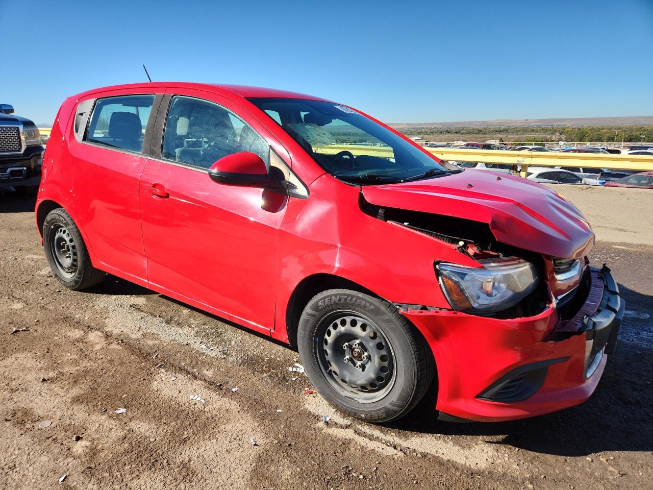 Chevrolet Sonic Image 12