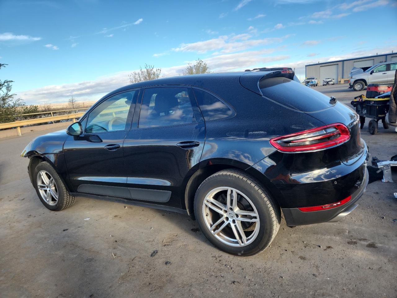 Porsche Macan Image 4