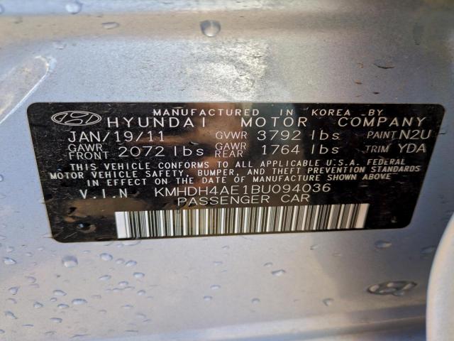 Hyundai ELANTRA Gls Image 10