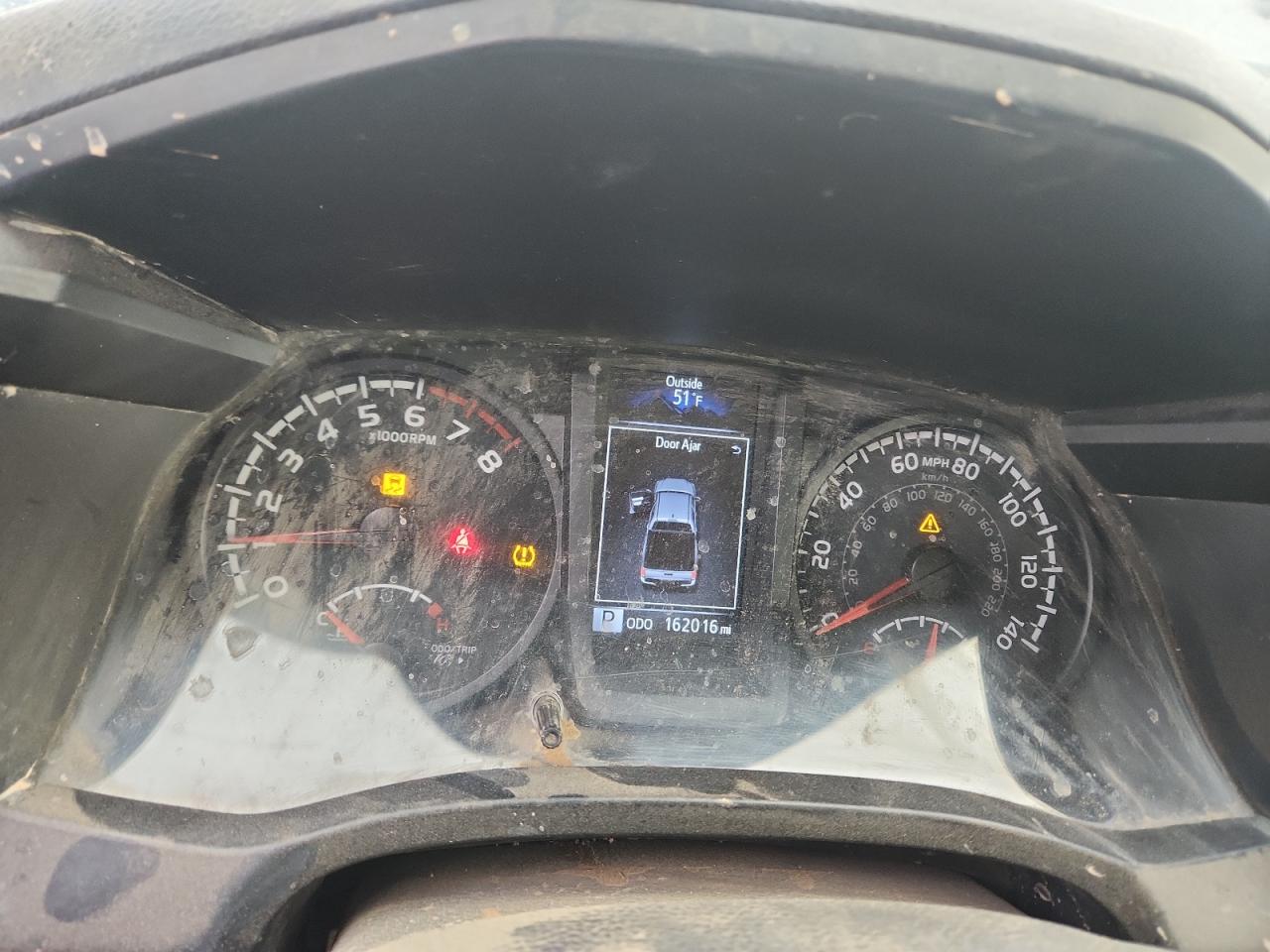 Toyota Tacoma Double Cab Image 9