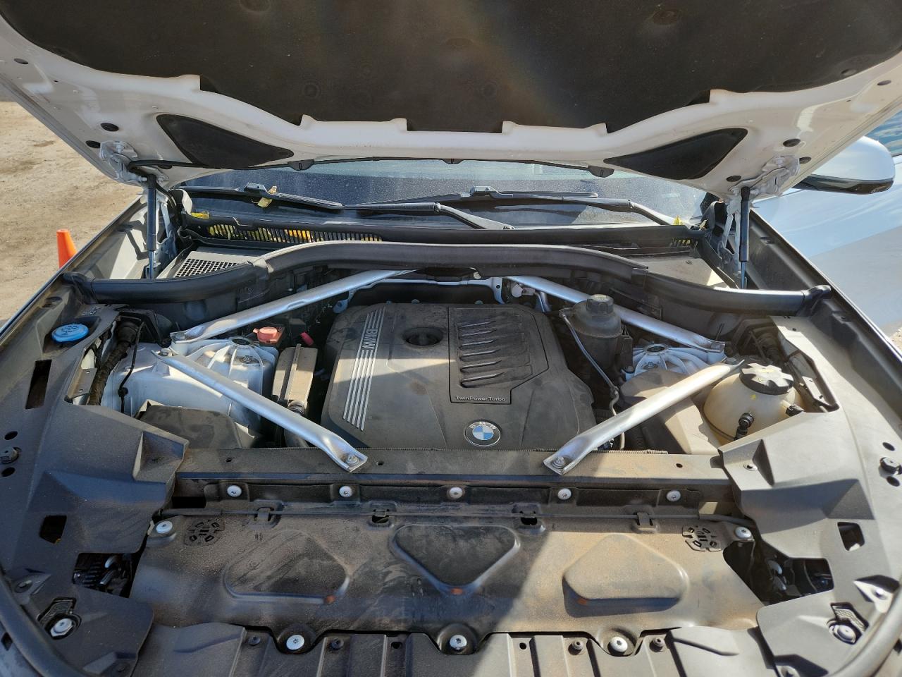 BMW X Series Xdrive40i Image 12