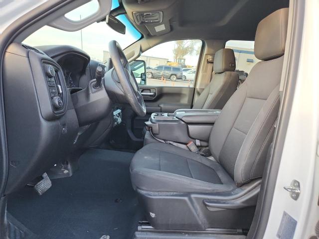 Chevrolet Silverado K2500 Custom Image 7