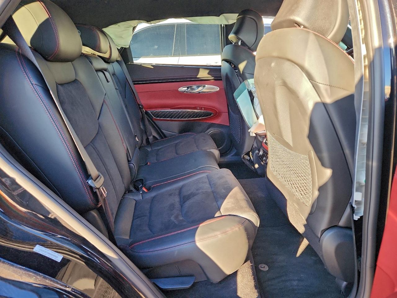 Genesis Gv70 Base Base Image 2