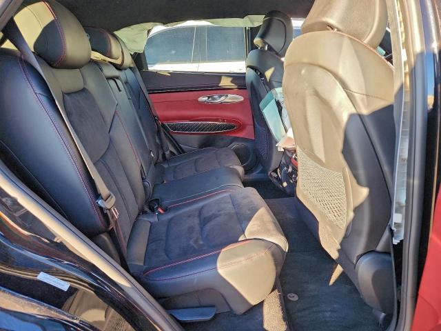 Genesis Gv70 Base Base Image 2