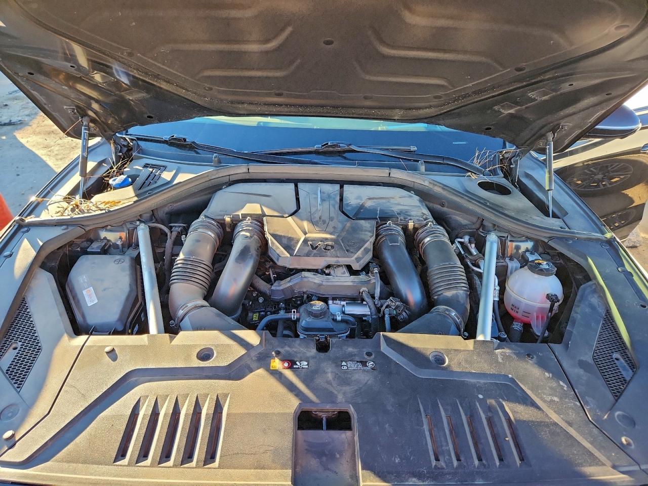 Genesis Gv70 Base Base Image 13