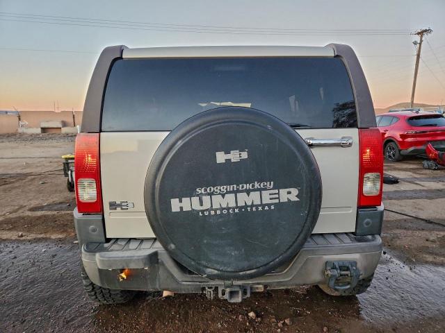 HUMMER H3 Image 4