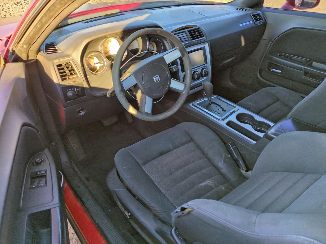 Dodge Challenger Se Image 7