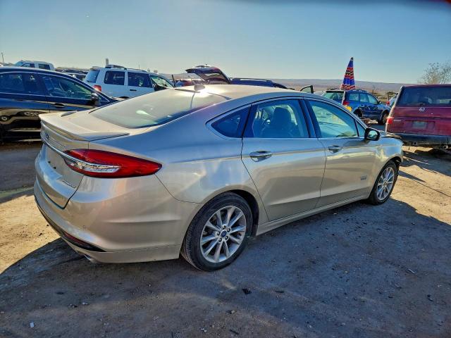 Ford Fusion Titanium Phev Image 5