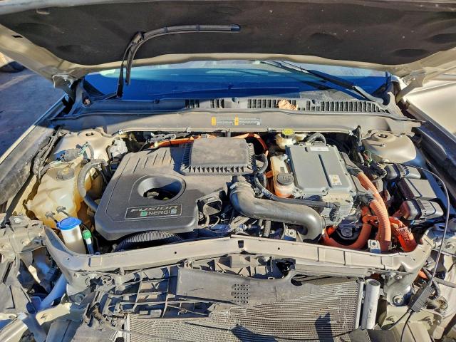 Ford Fusion Titanium Phev Image 12