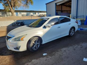  Salvage Nissan Altima