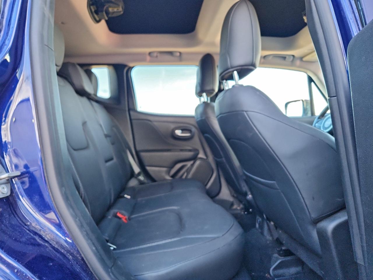 Jeep Renegade Limited Image 4