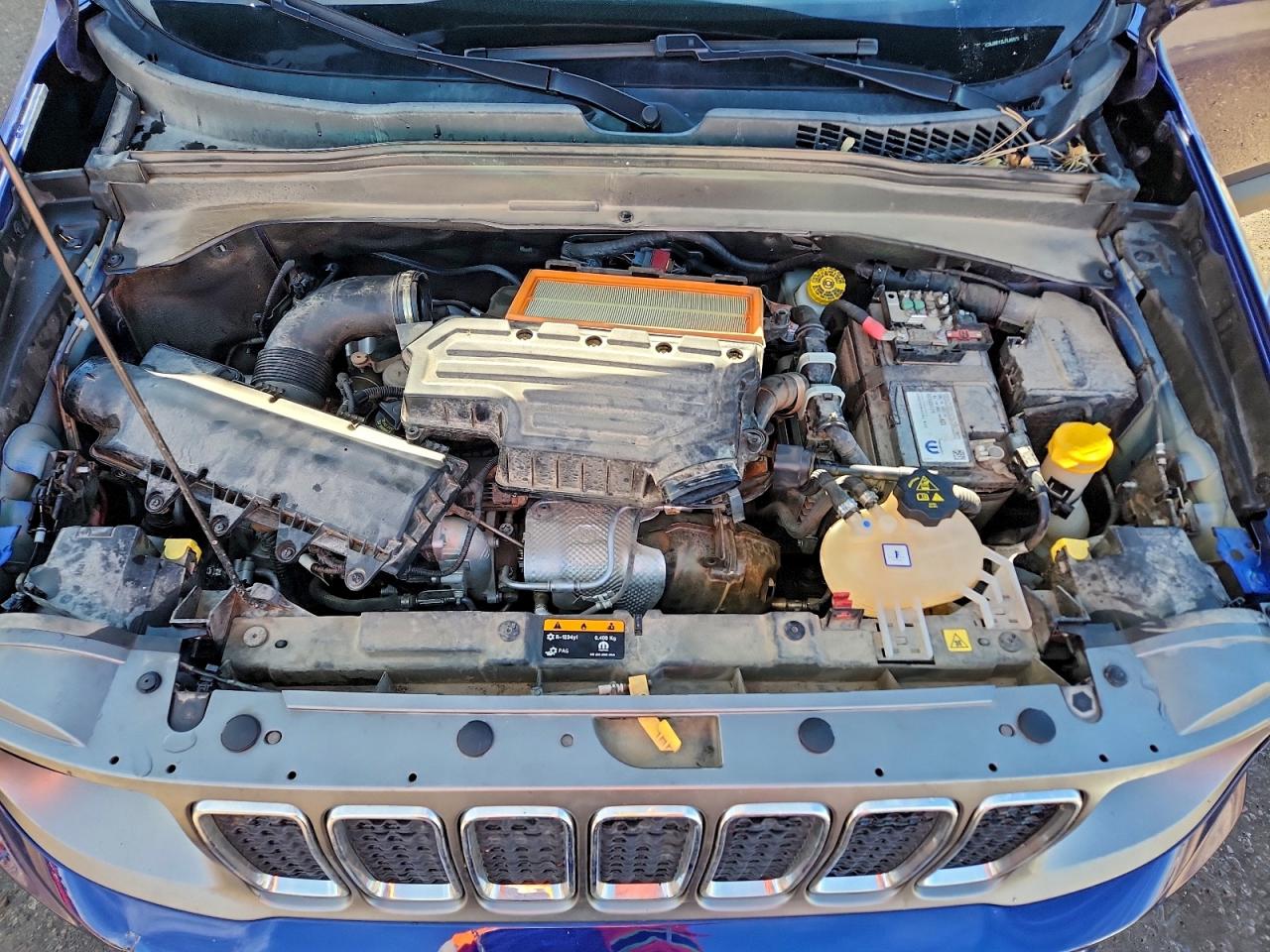 Jeep Renegade Limited Image 2