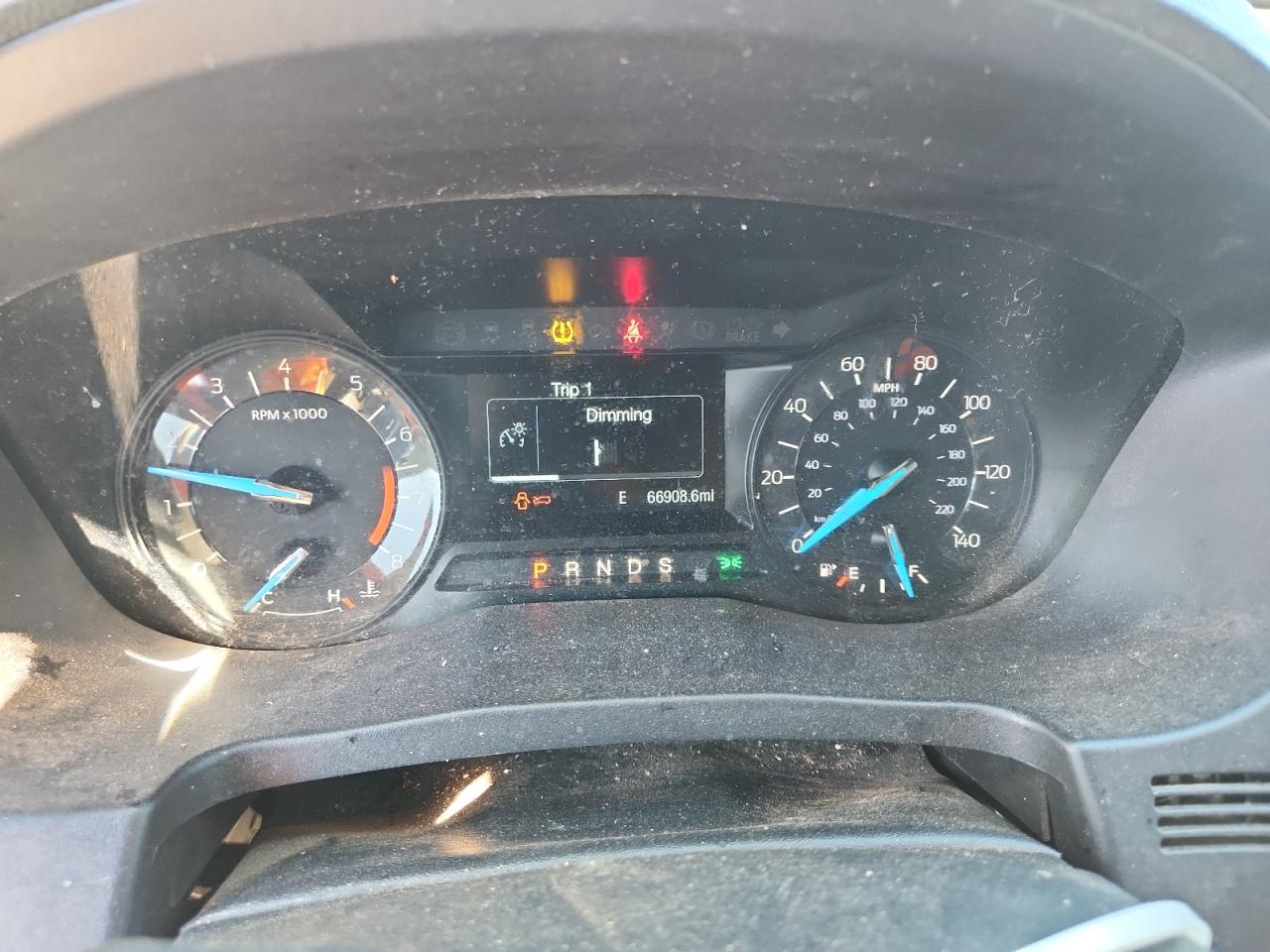 Ford Explorer Xlt Image 10