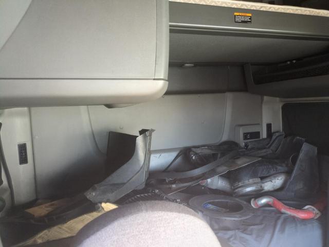 International Lt625 Image 6